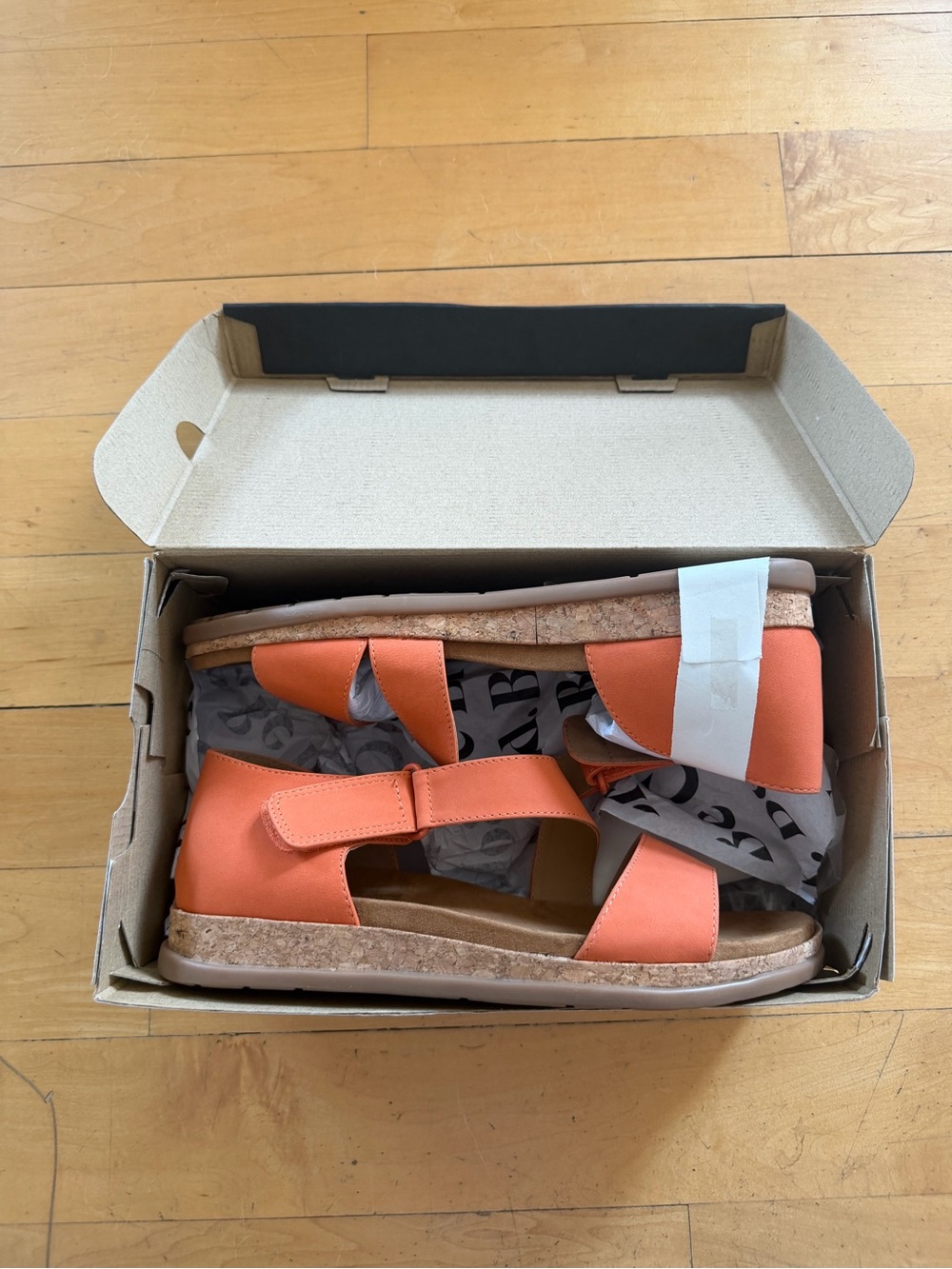 Hush Puppies Rovie Sandal (Orange, 10 Medium Width) NWT